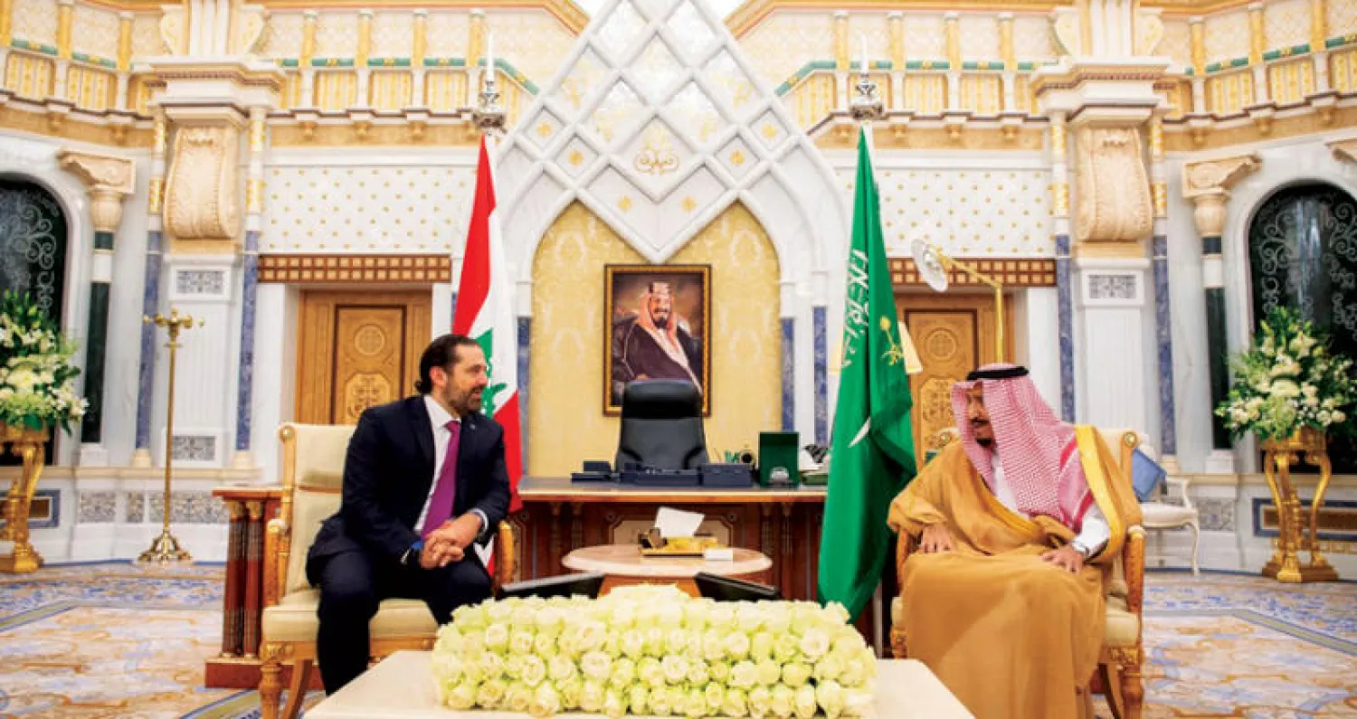 خادم الحرمين الشريفين خلال لقائه الرئيس سعد الحريري (واس)