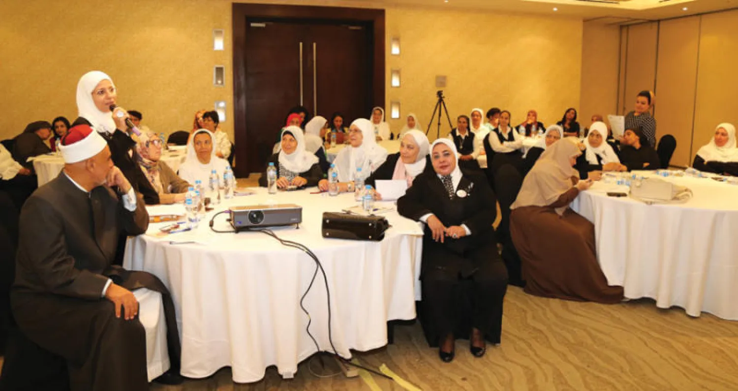 جانب من مشاركة الواعظات والراهبات أمس («الشرق الأوسط»)
