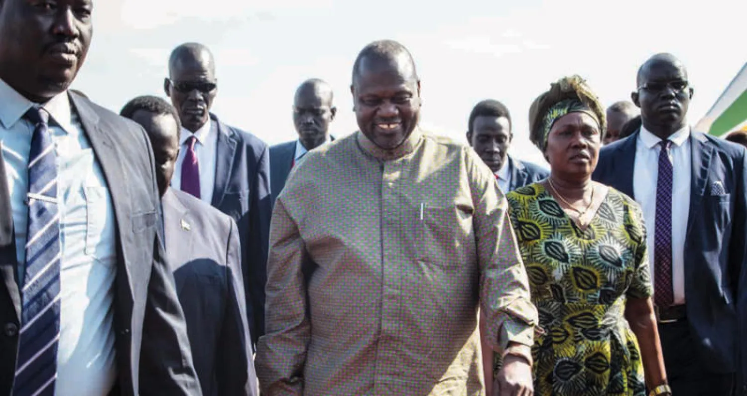 مشار (وسط) لم يزر العاصمة جوبا منذ فراره الاضطراري من العاصمة في يوليو 2016 (أ.ف.ب)