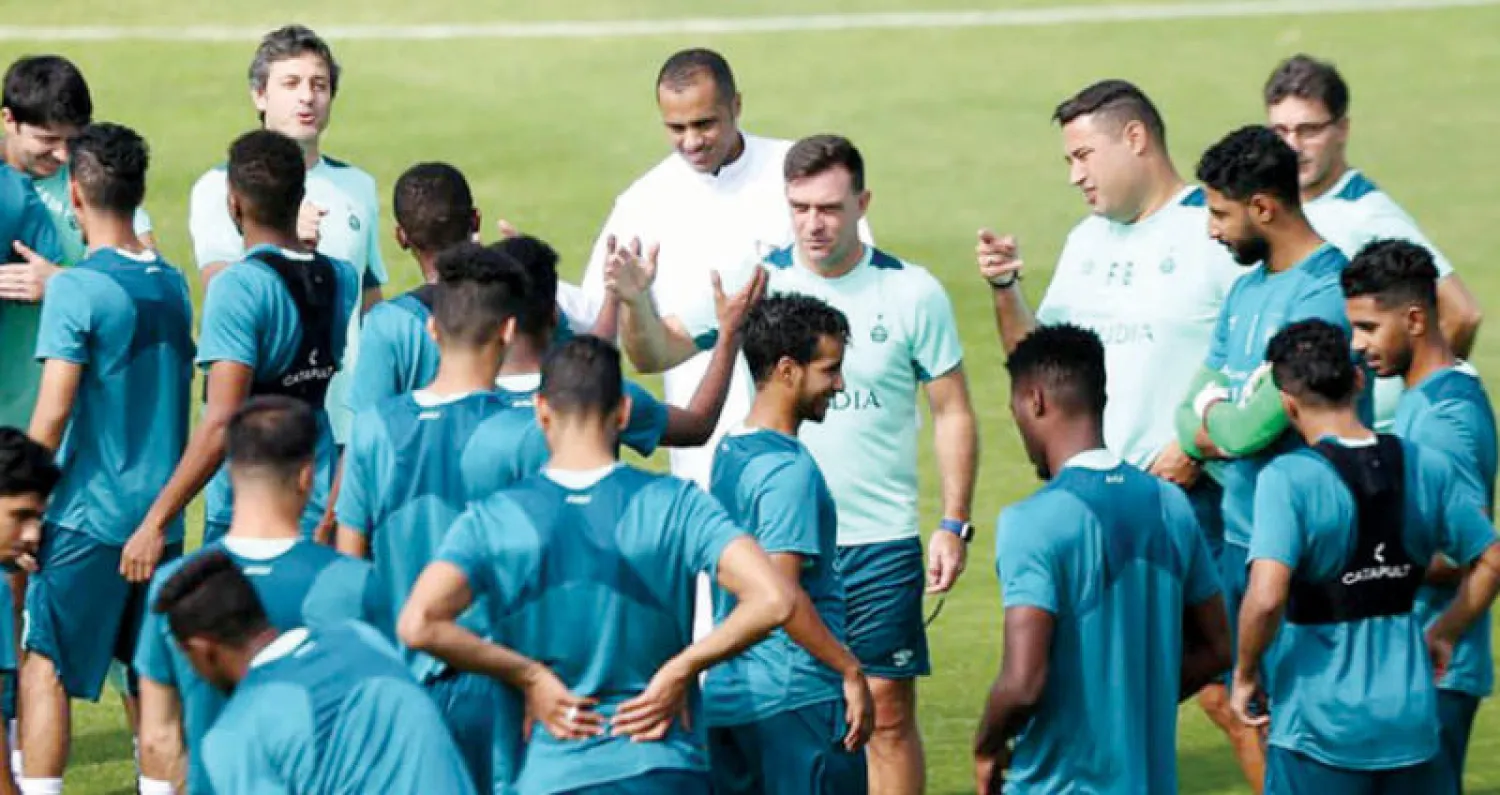 جانب من تدريبات الأهلي الصباحية أمس (المركز الإعلامي بالنادي الأهلي)