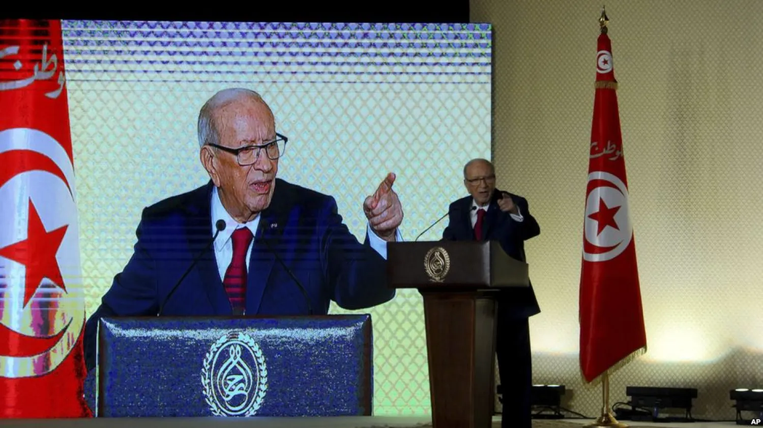 Tunisian President Beji Caid Essebsi gestures during a speech in Tunis, May 10, 2017| AP