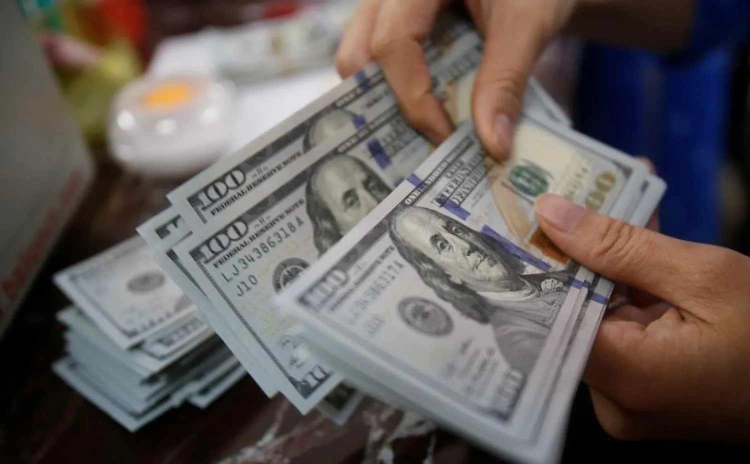 Dozens of dollar traders have been arrested in the Iranian capital, Tehran. (Reuters)