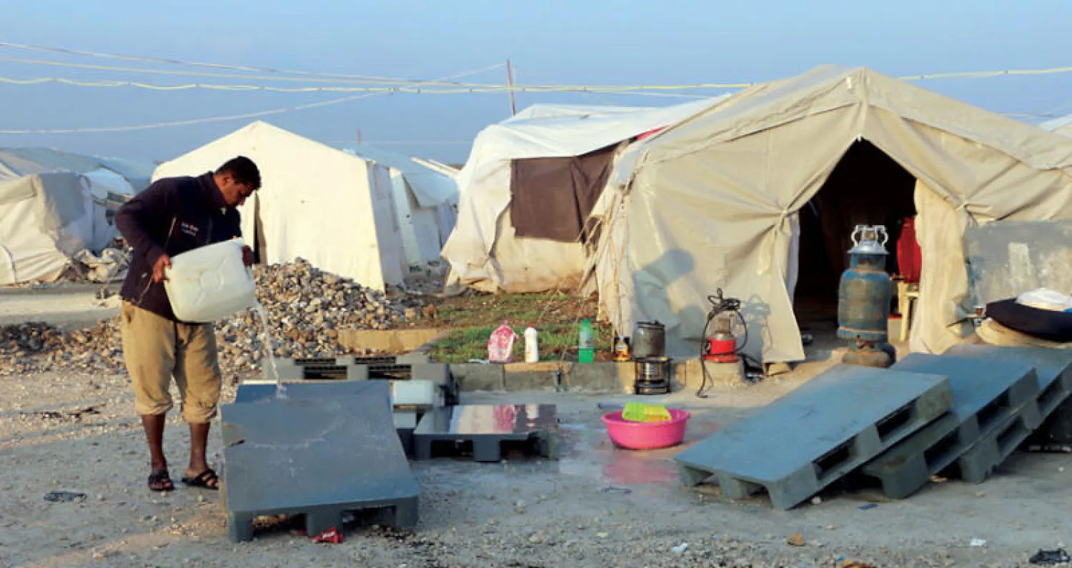 نازح من مخيم اليرموك بدمشق في مخيم دير البلوط قرب عفرين شمال سوريا (أ.ف.ب)