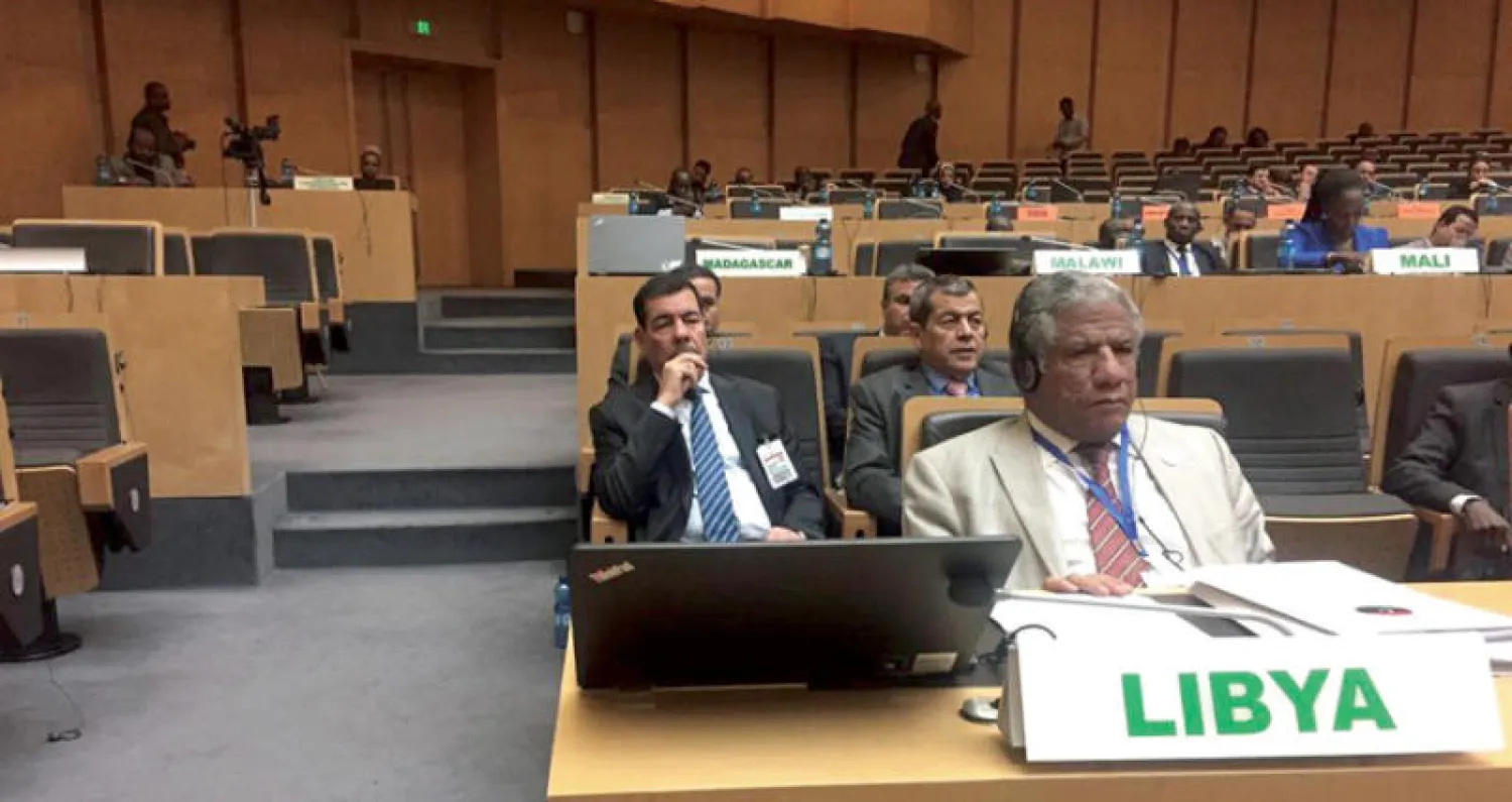 الوفد الليبي خلال اختتام أعمال الدورة الاستثنائية الـحادية عشر  لمؤتمر قمة الاتحاد الأفريقي بالعاصمة الإثيوبية أديس أبابا (و ا ل)