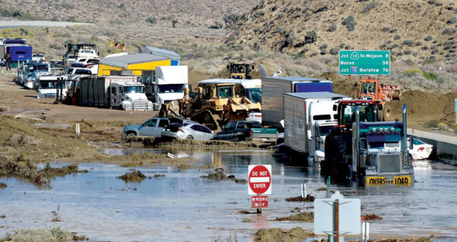 أكد التقرير المنشور أنه من دون بذل جهود كبيرة ومتواصلة سيؤثر التغير المناخي بطريقة سلبية أكثر فأكثر على البنى التحتية (أ.ف.ب)