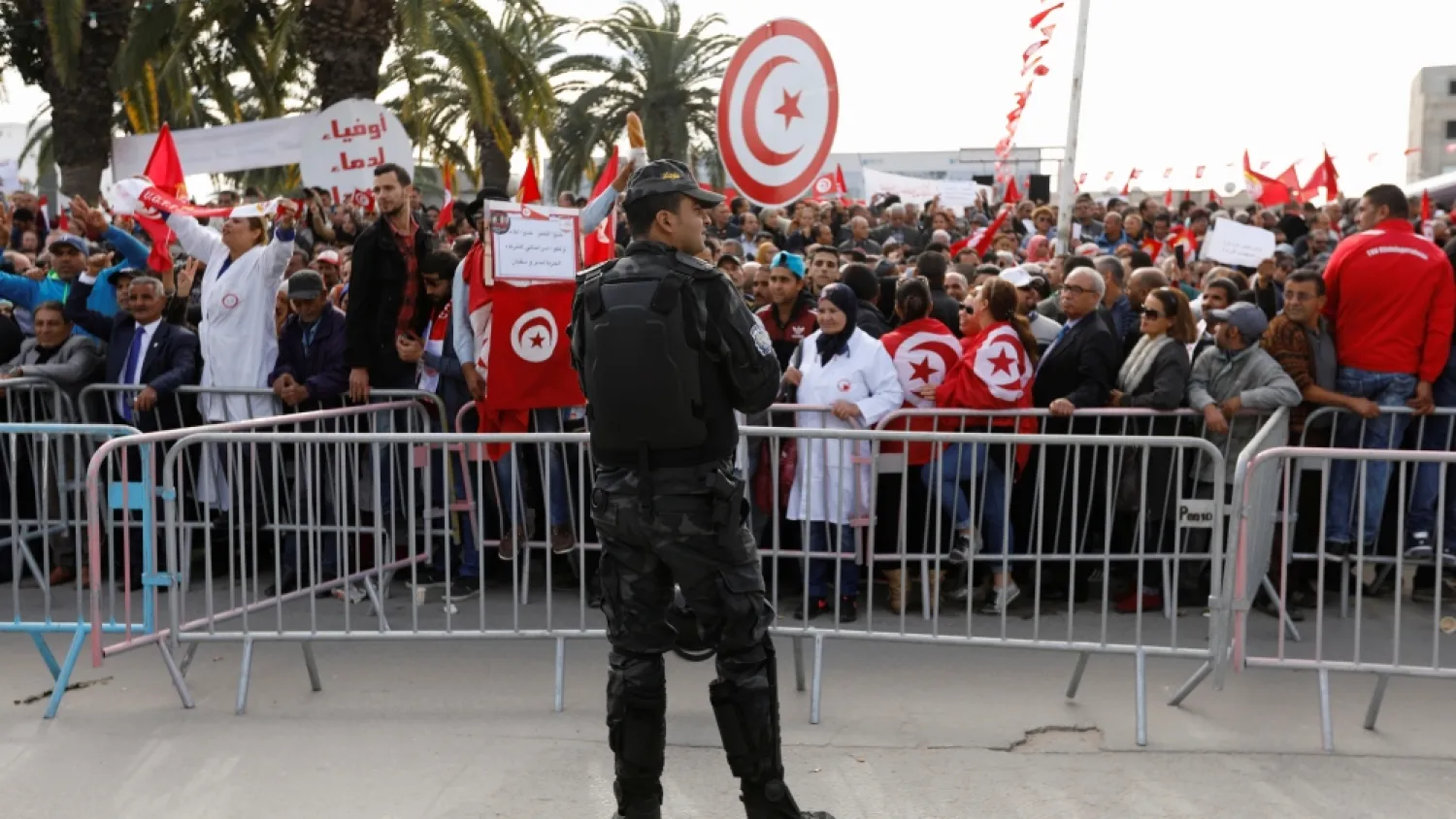 Hundreds of thousands of civil servants took to the streets of Tunisia Thursday to demand a wage hike. (Reuters)