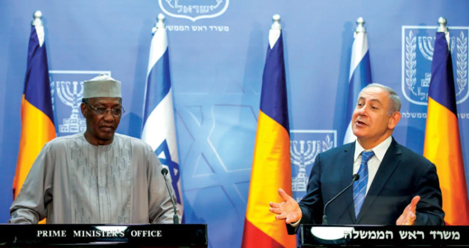 نتنياهو خلال مؤتمره الصحافي مع ديبي (أ.ف.ب)