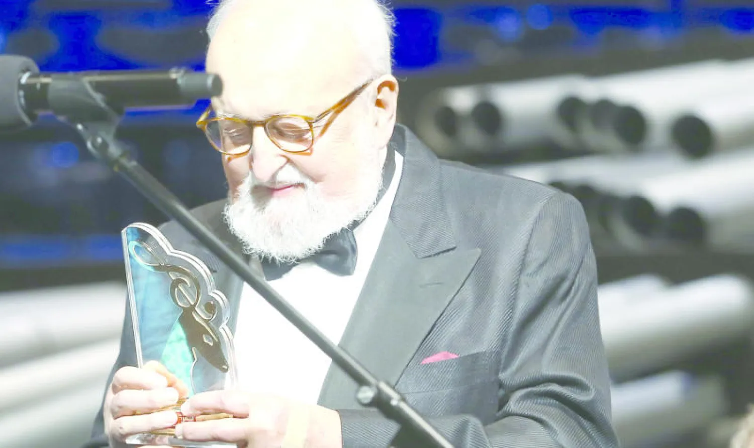 تكريم كريشتوف بندريتسكي بجائزة مهرجان أبوظبي