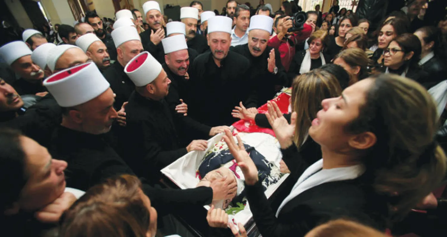 جنازة محمد أبو ذياب أمس الذي قتل في مواجهة بجبل لبنان السبت الماضي (رويترز)