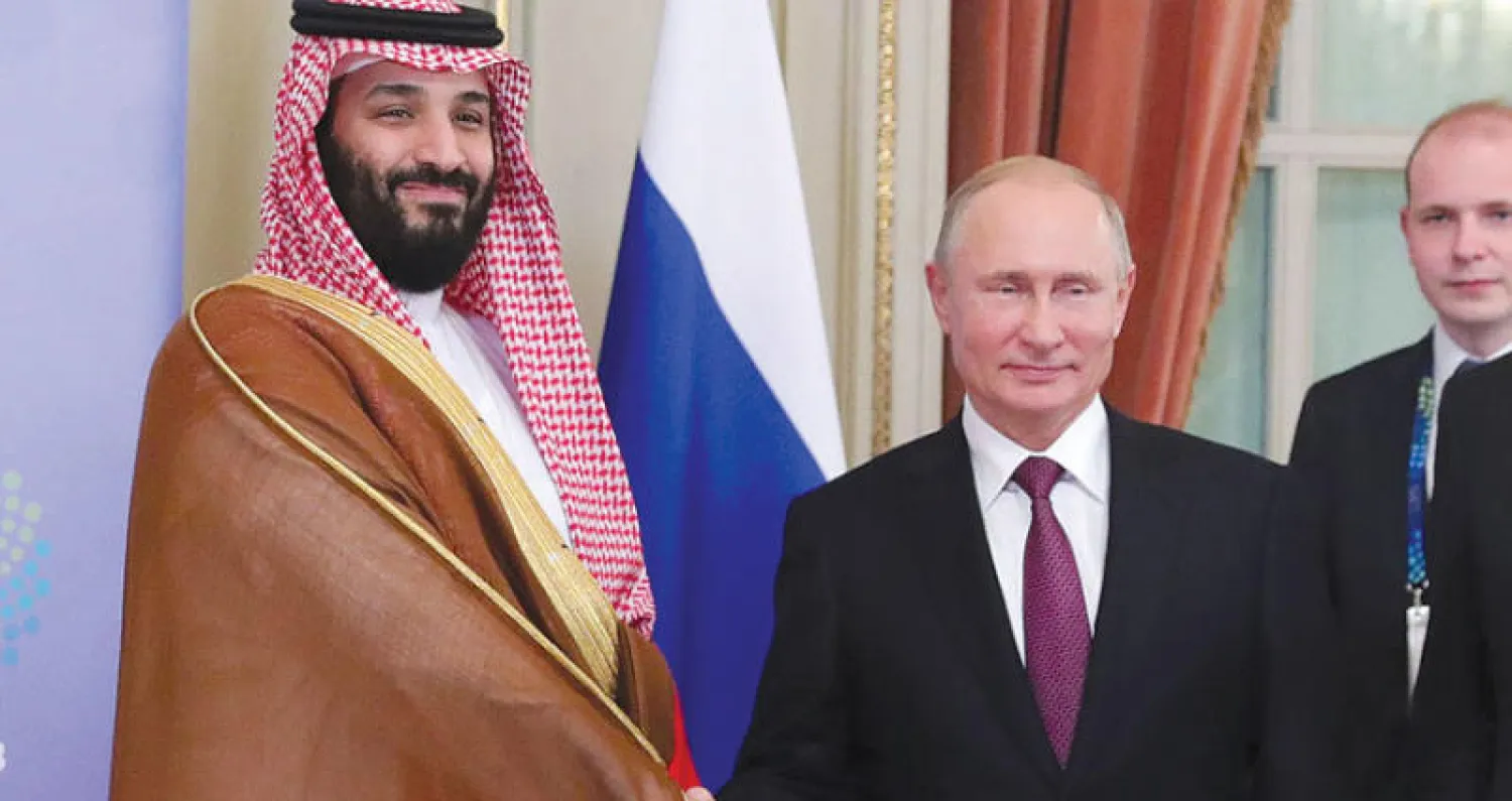ولي العهد السعودي خلال لقائه الرئيس الروسي على هامش قمة العشرين (أ.ف.ب)