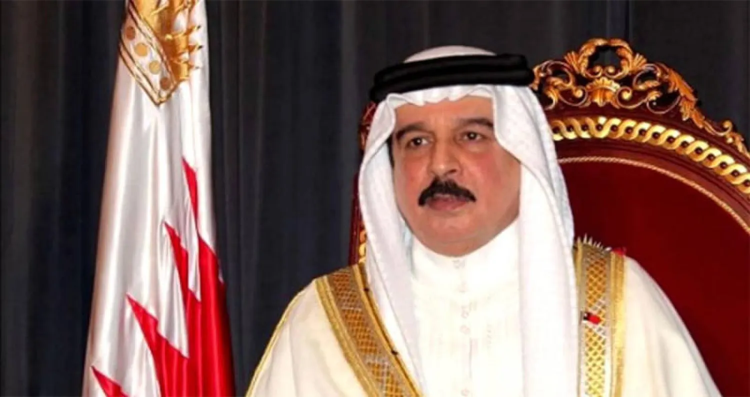 ملك البحرين يعلن تشكيل الحكومة و15 وزيراً يحتفظون بحقائبهم