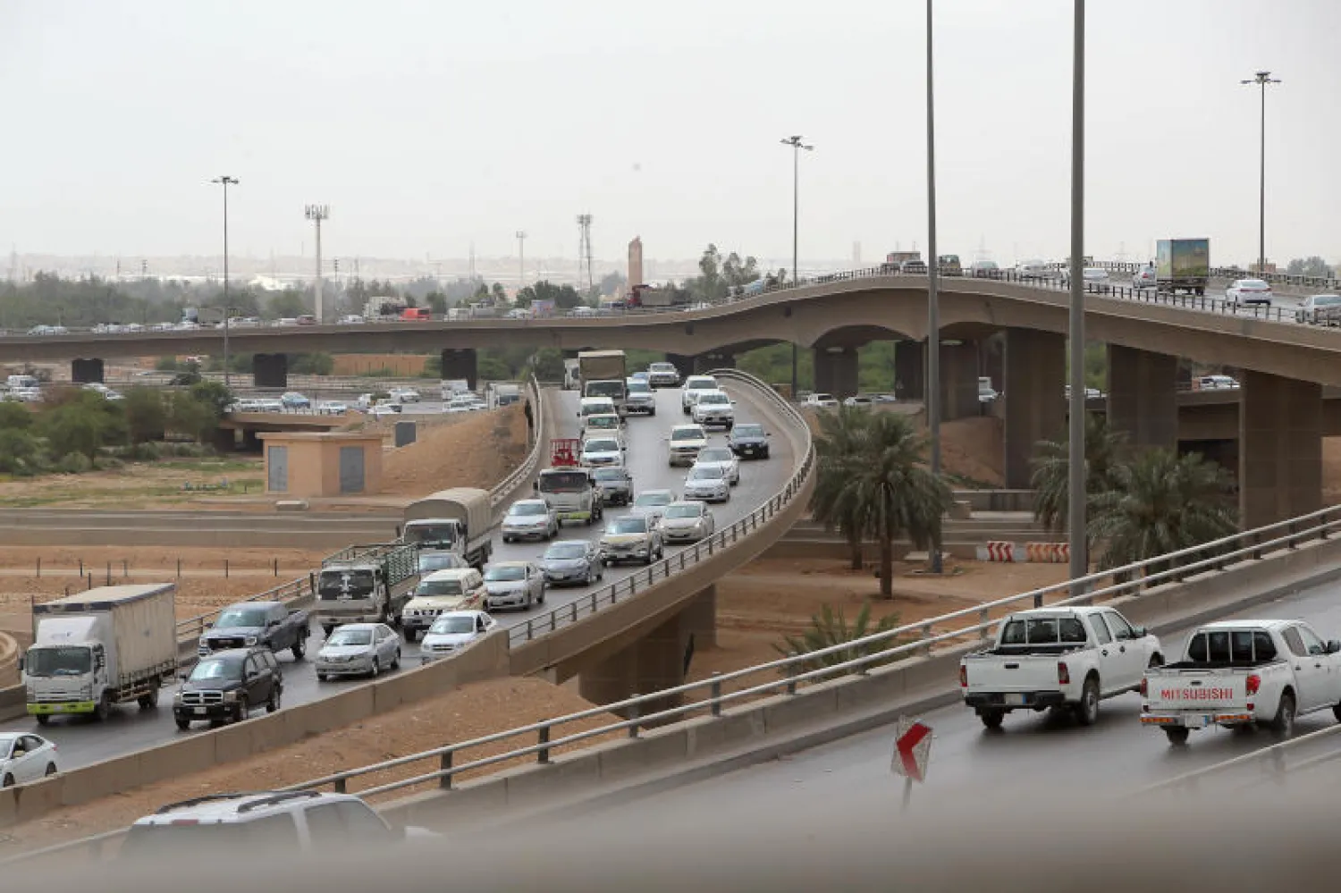 استخدام مثبت السرعة يساعد على القيادة بشكل متزن (الشرق الأوسط)