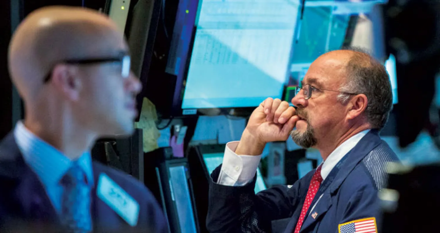 شهد العام المنقضي أكبر خسائر سنوية بالأسواق العالمية منذ عام 2008 (رويترز)