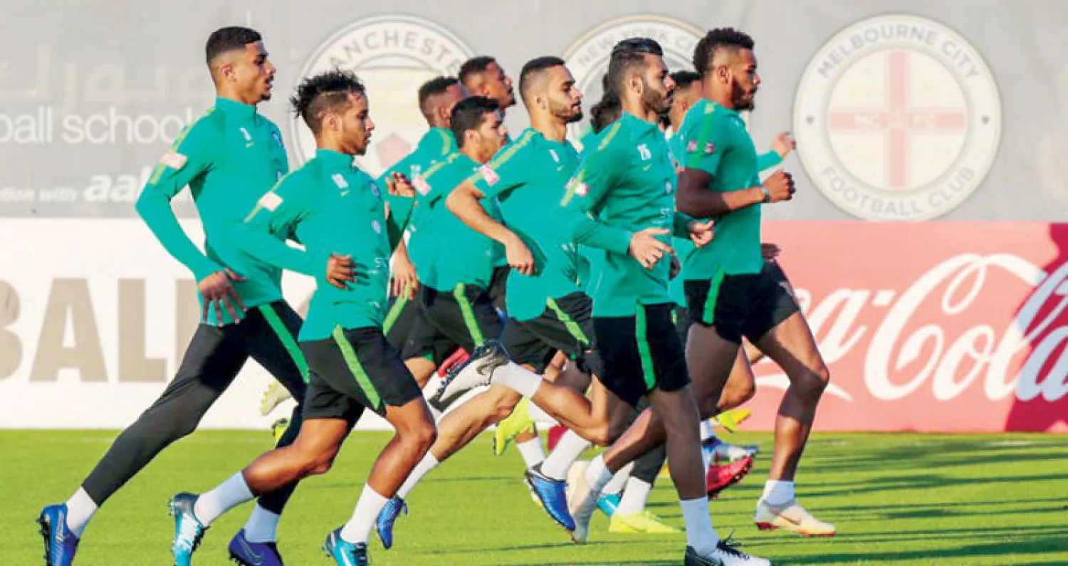 لاعبو المنتخب السعودي خلال استعداداتهم لكأس آسيا (الشرق الأوسط)