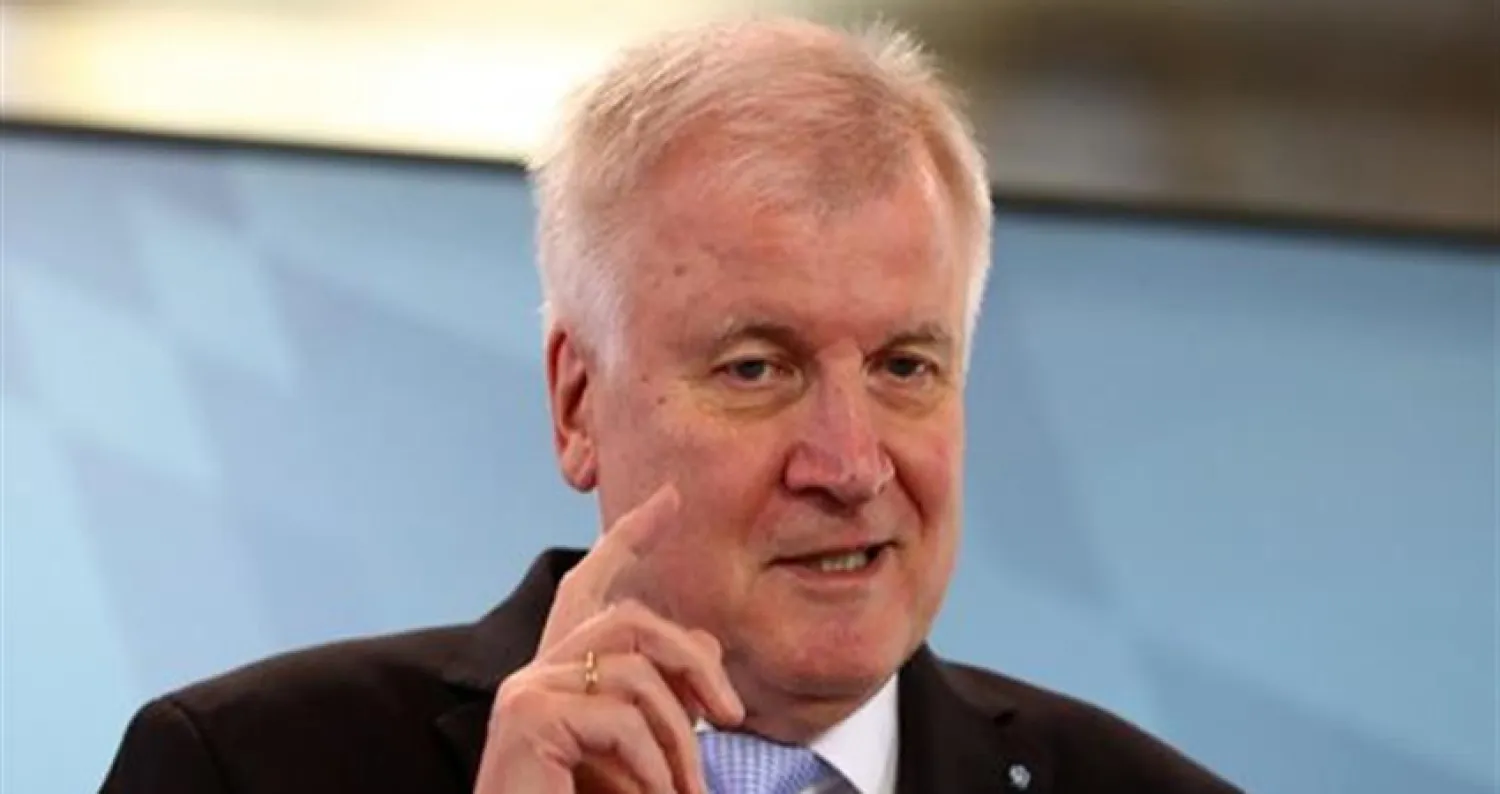 وزير الداخلية الألماني هورست زيهوفر