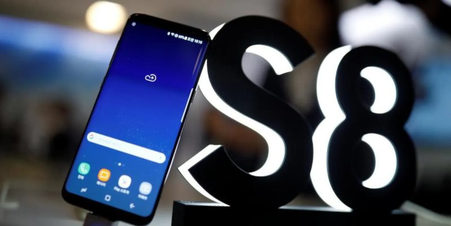 هاتف «سامسونغ إس 8» (رويترز)