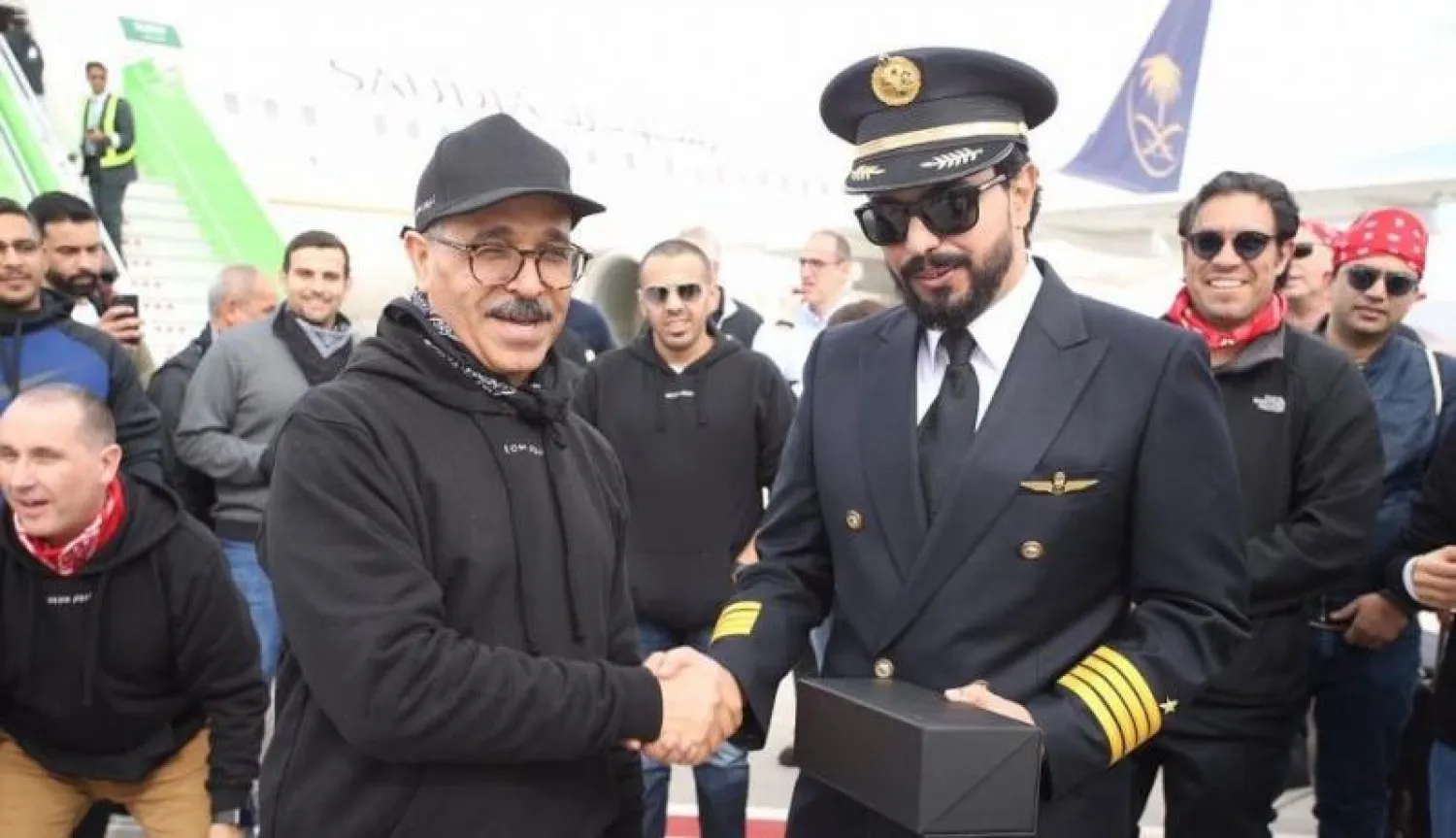 وصول أول طائرة سعودية تجارية إلى مطار «نيوم»... (واس)