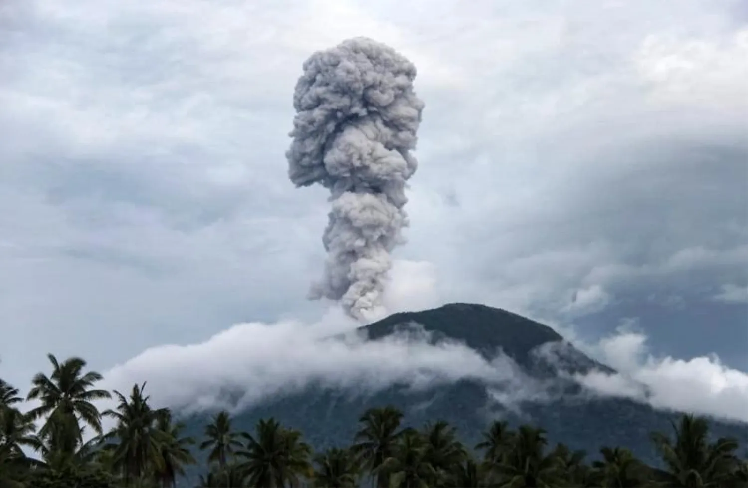 بركان هالماهيرا بإندونيسيا - أرشيف (أ.ف.ب)