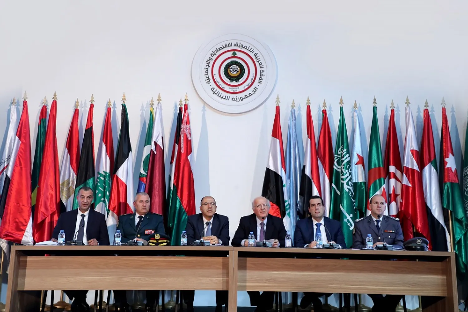 The organizing committee of the Arab economic summit in Beirut. (NNA)