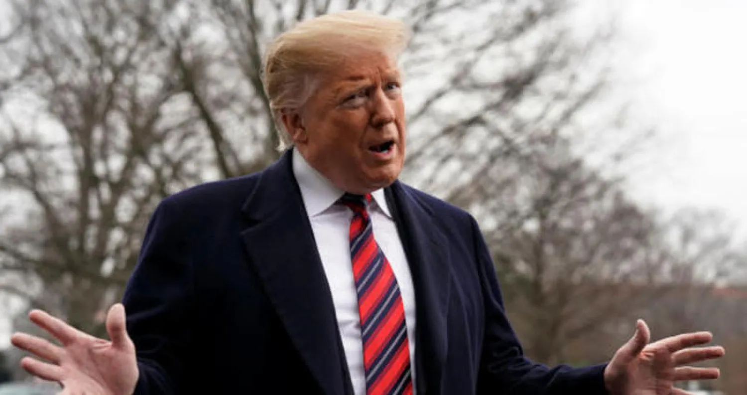 الرئيس الأميركي دونالد ترمب يتحدث للإعلام أمس (رويترز)