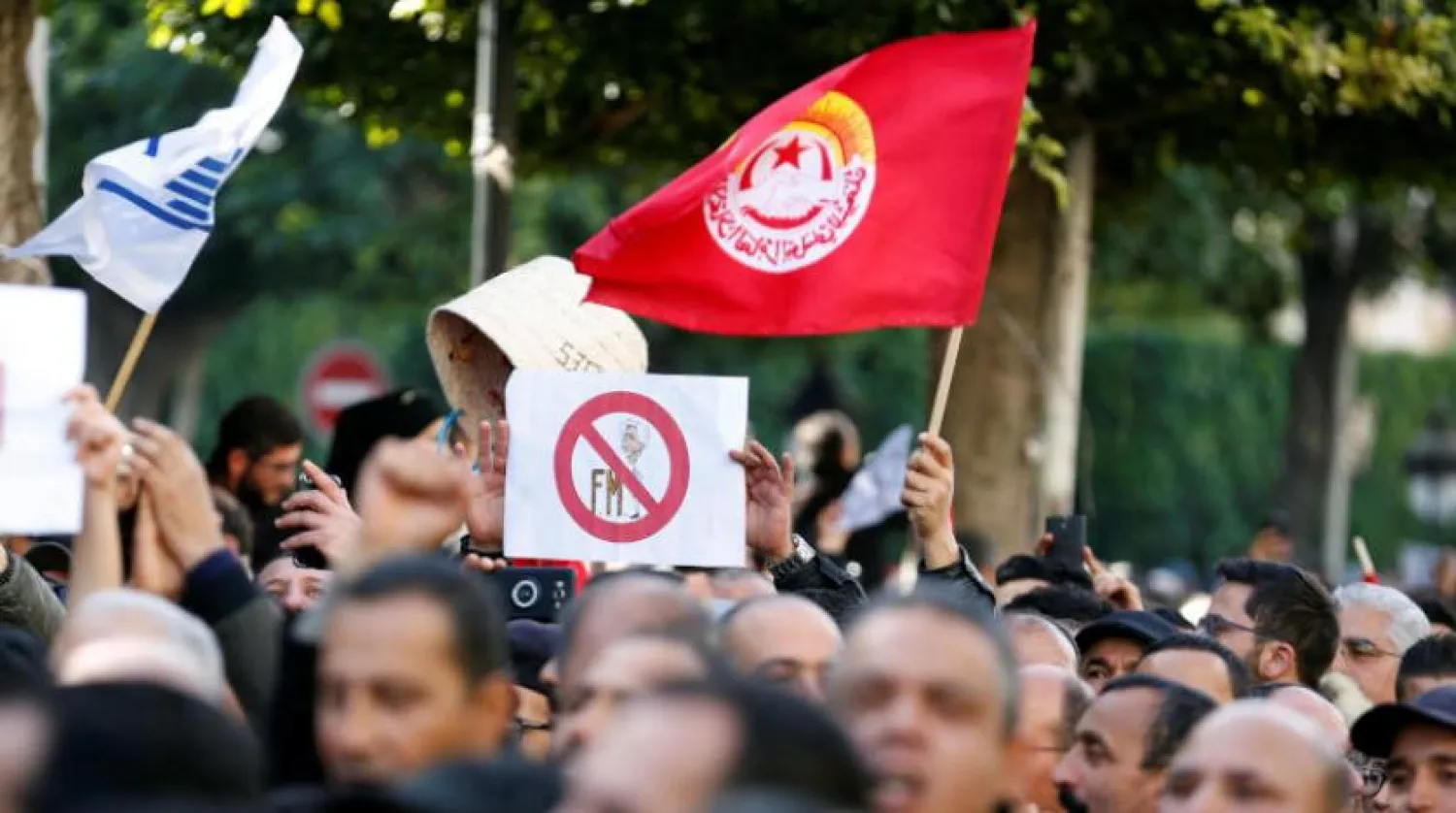 Tunuslular geçtiğimiz Perşembe günü düzenlenen grevde (Arşiv-Reuters)