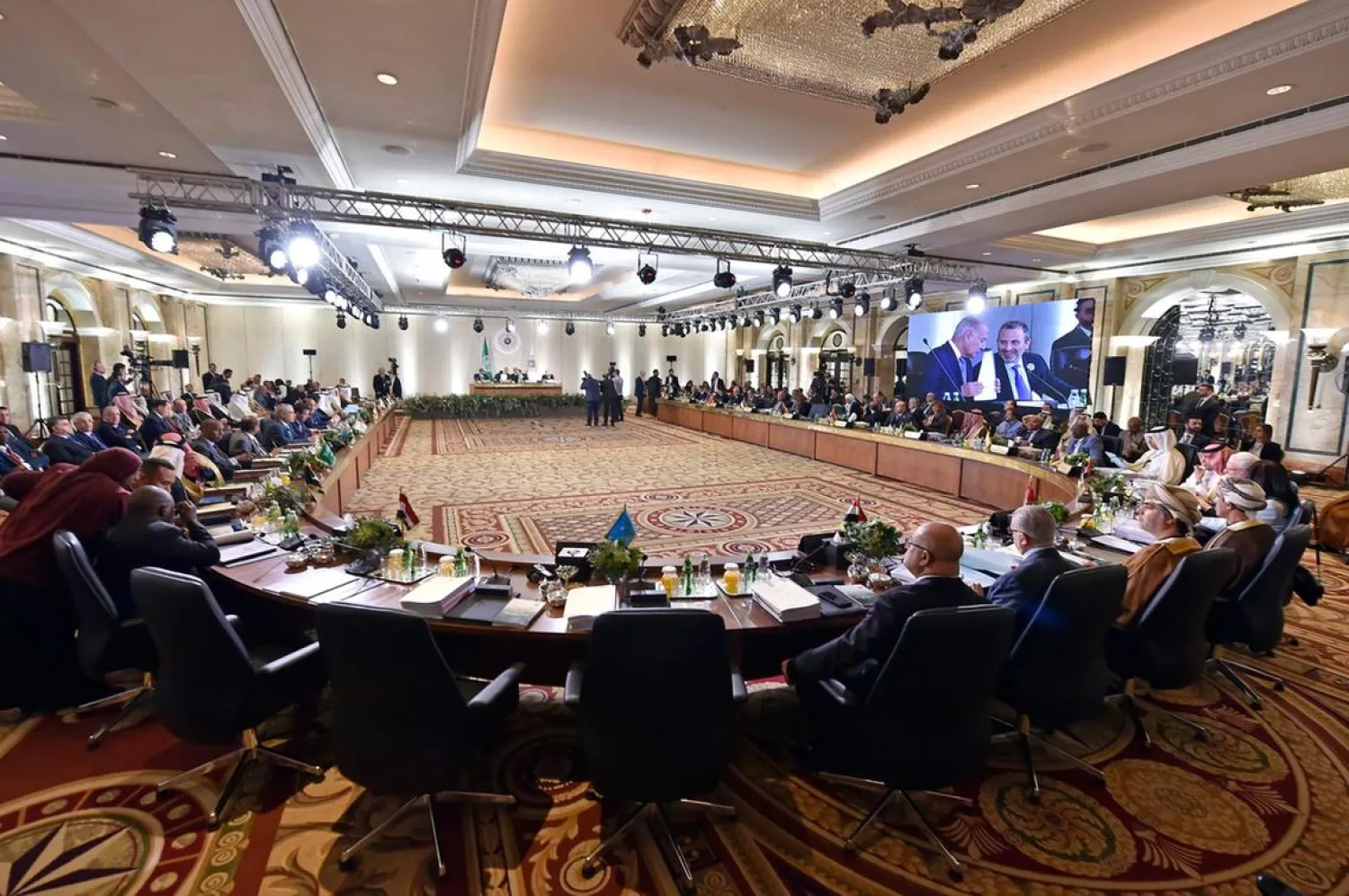 A general view shows the Foreign Ministers of Arab countries during a meeting of the Arab Economic and Social Development Summit at Phoenicia hotel in Beirut, Lebanon. EPA