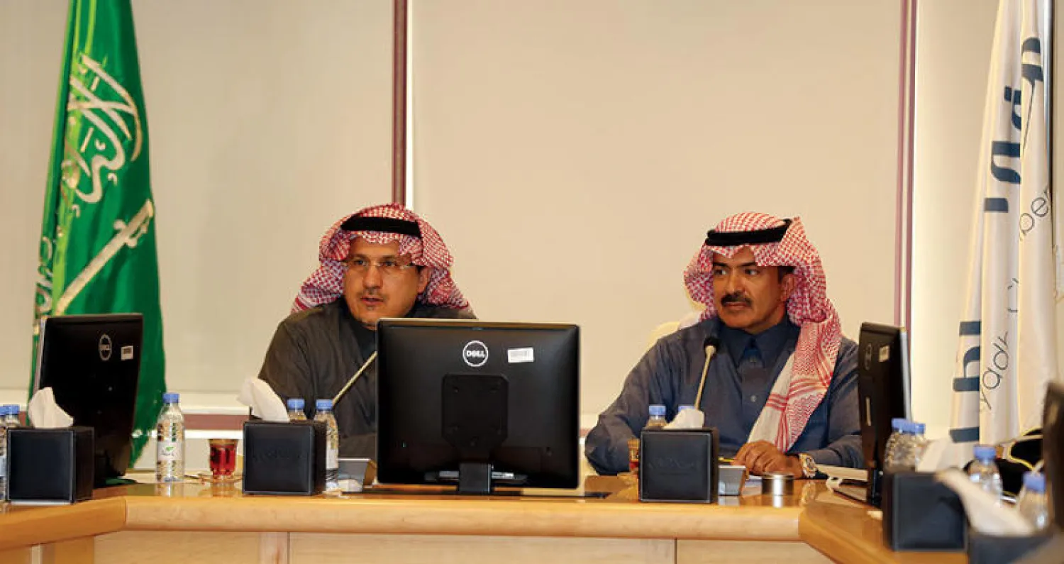 جانب من لقاء محافظ مؤسسة النقد العربي السعودي مع قطاع الأعمال بغرفة الرياض أول من أمس (الشرق الأوسط)