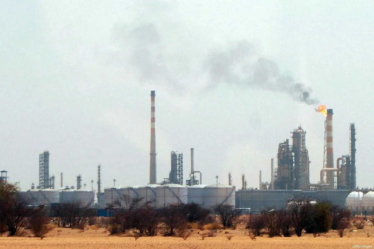 A general view shows one of the main oil refineries in Al-Geili, some 100 kms north of the Sudanese capital Khartoum. (AFP file photo)