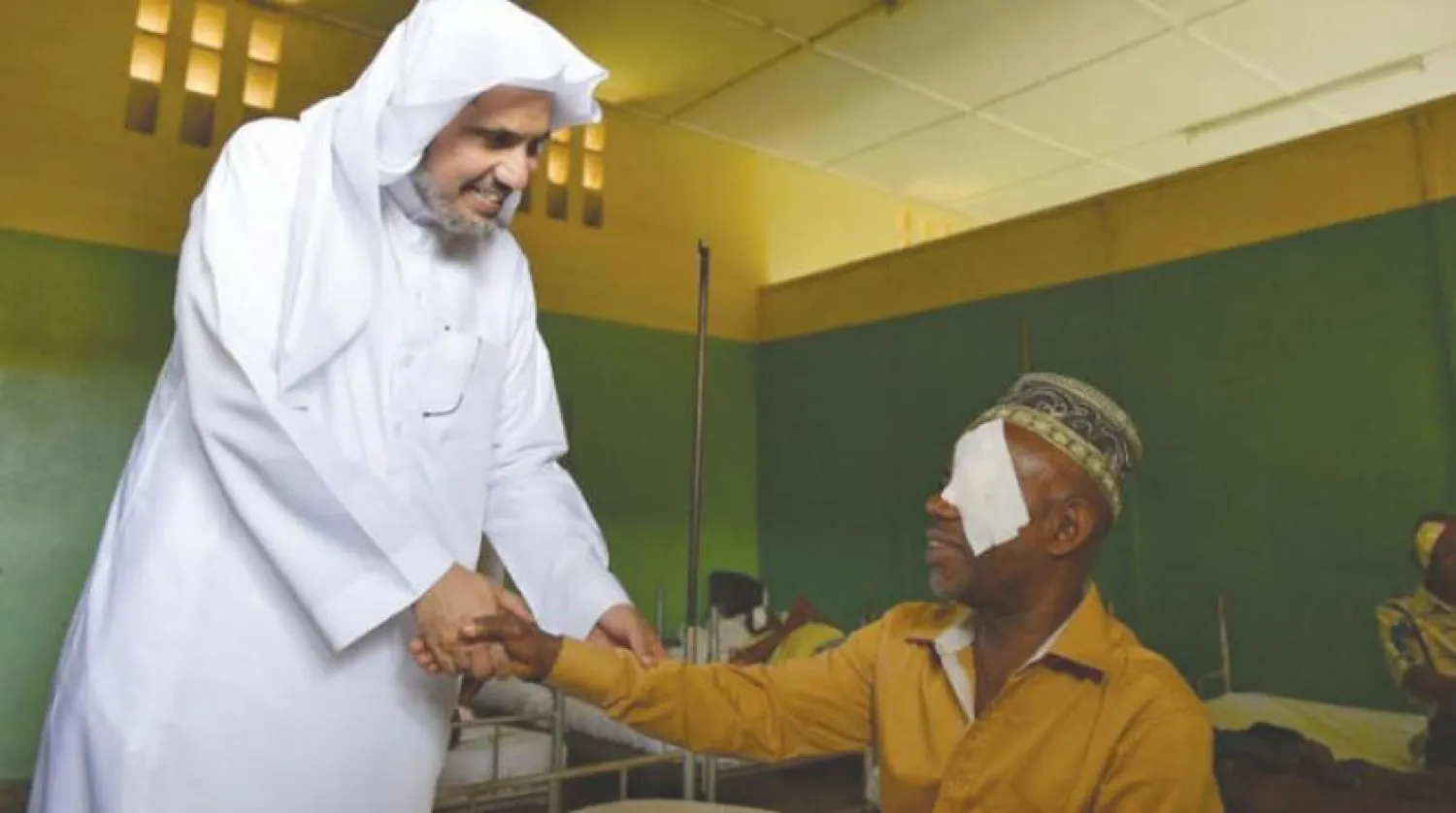 Muslim World League Chief Mohammed Al-Issa visits eye surgery patient in Burundi capital of Bujumbura

