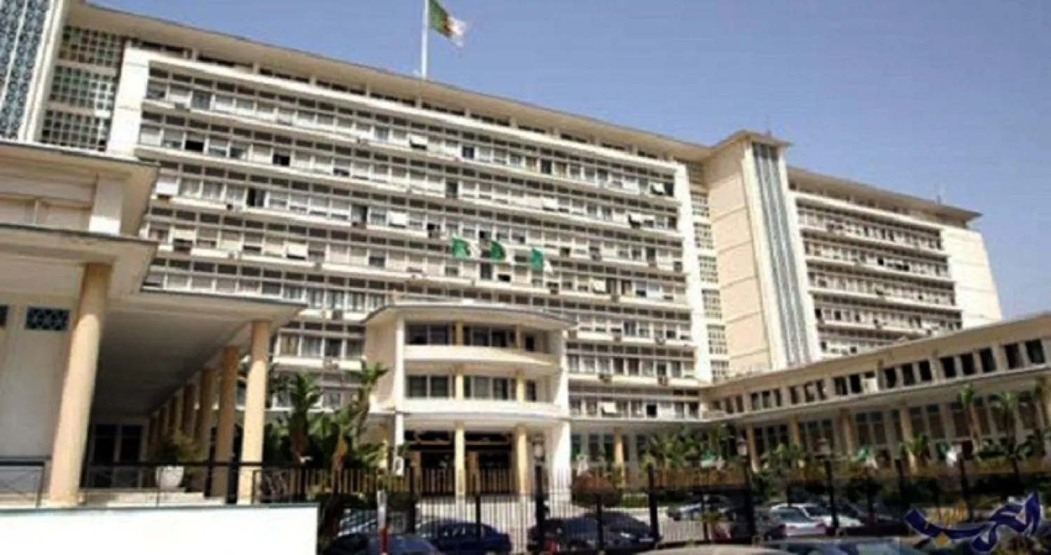 الحكومة الجزائرية تتعهد بـ«حياد القضاء» في رئاسية 2019