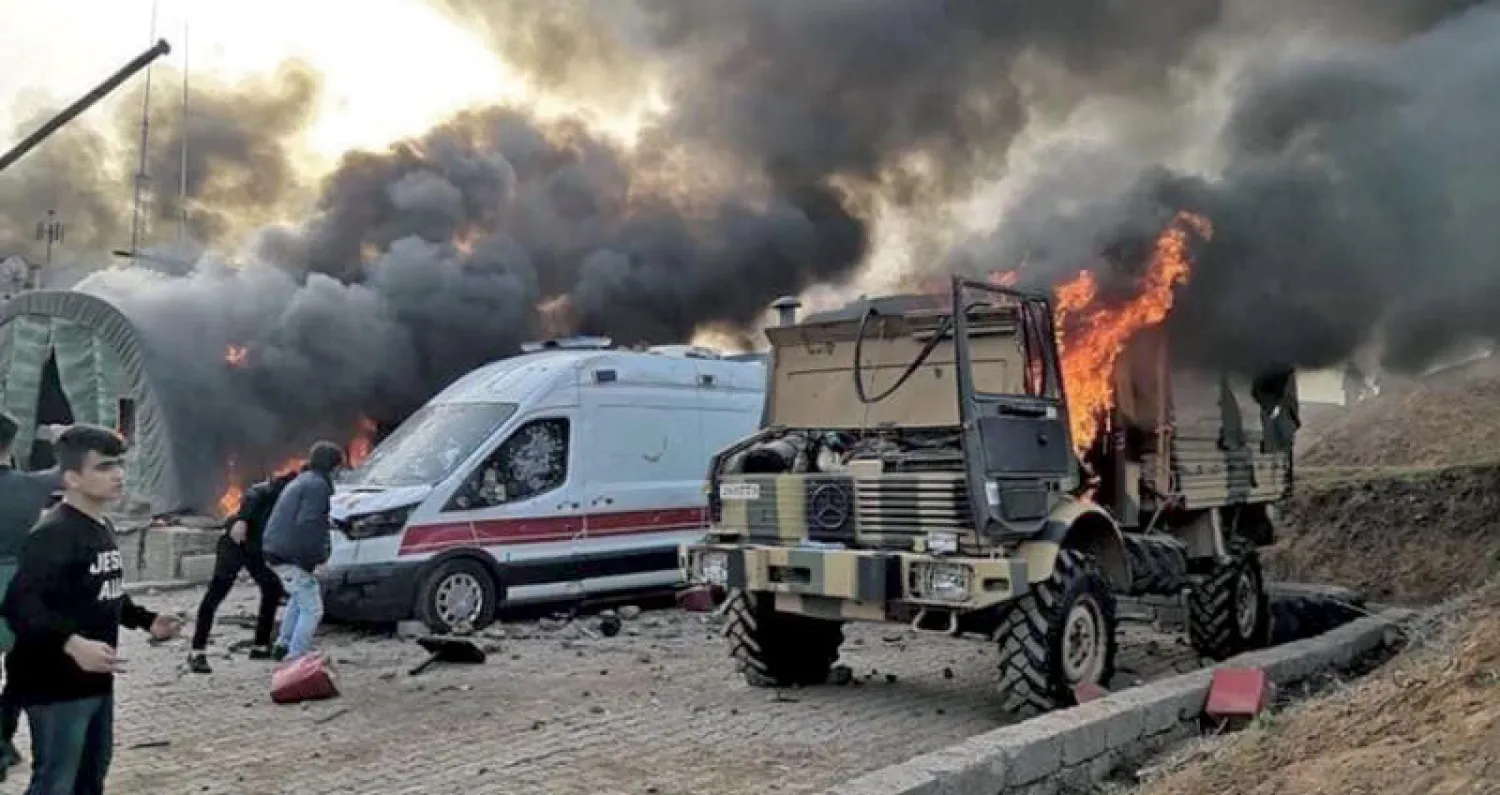 آثار اقتحام معسكر الجيش التركي في كردستان العراق أول من أمس (رويترز)