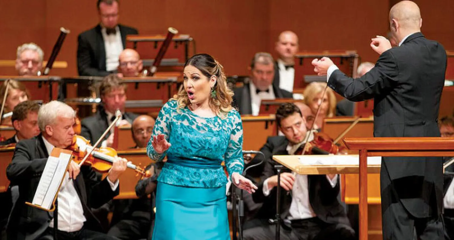 مغنية الأوبرا الجورجية نينو ماتشايدزيه