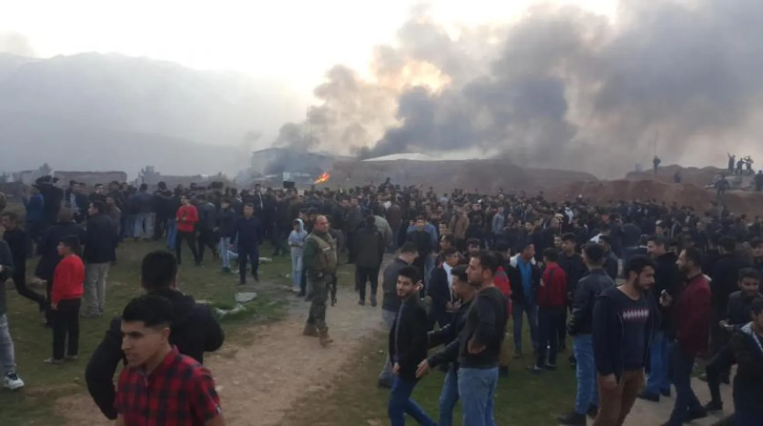 Duhok’taki protestocular askeri üsse saldırdıktan sonra  (Reuters)
