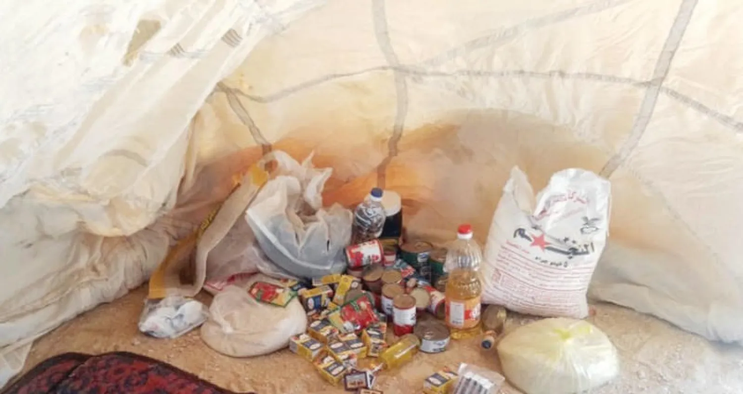 بعض المضبوطات التي عثرت عليها أجهزة الأمن المصرية في مداهمة بالصحراء الغربية في نوفمبر الماضي (الشرق الأوسط)