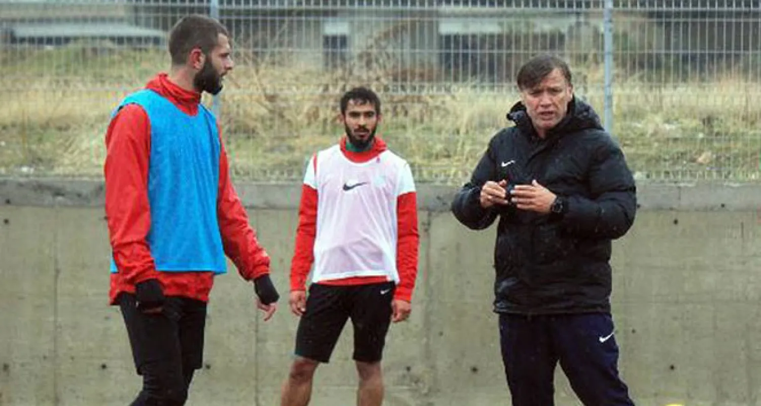 Turgut Uçar hayatını kaybetti