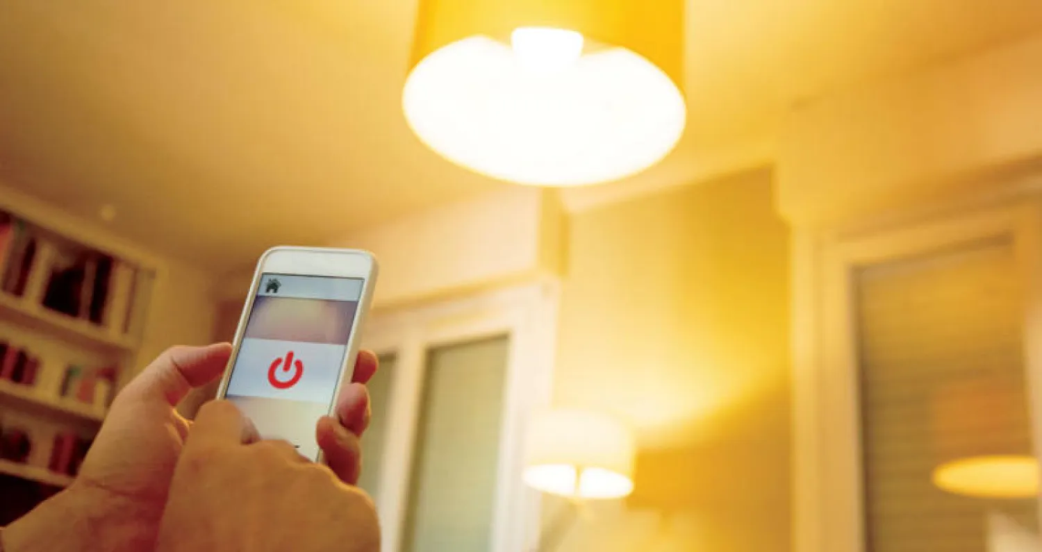 مصباح ضوئي يتيح للقراصنة سرقة منزلكم الذكي