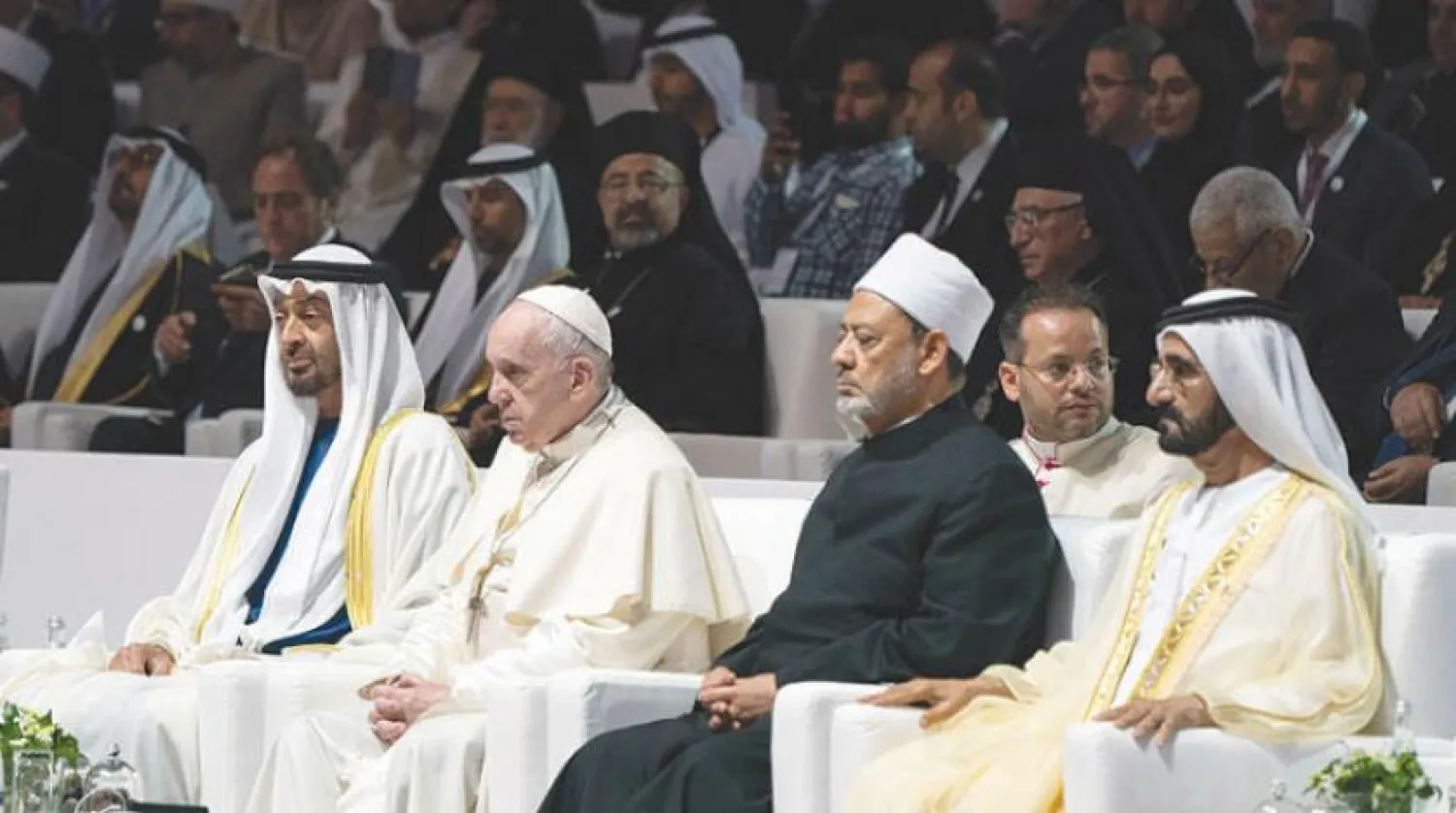 ​Abu Dabi’deki kongrede Şeyh Muhammed bin Raşid, Dr. Ahmed el-Tayyib, Papa Francis ve Şeyh Muhammed bin Zayed (EPA)