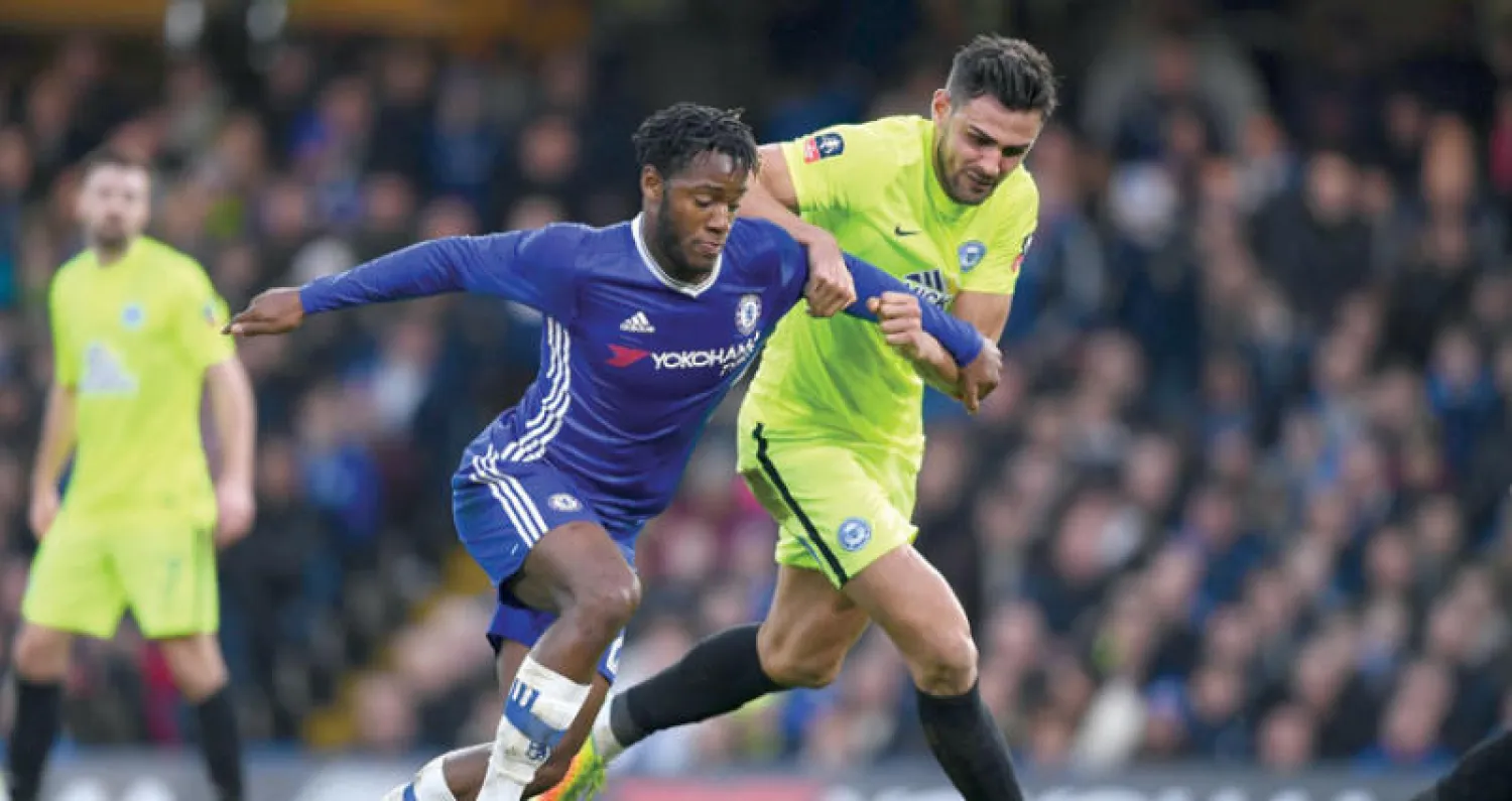 باتشواي لم يشارك في التشكيلة الأساسية لتشيلسي سوى في أربع مباريات فقط