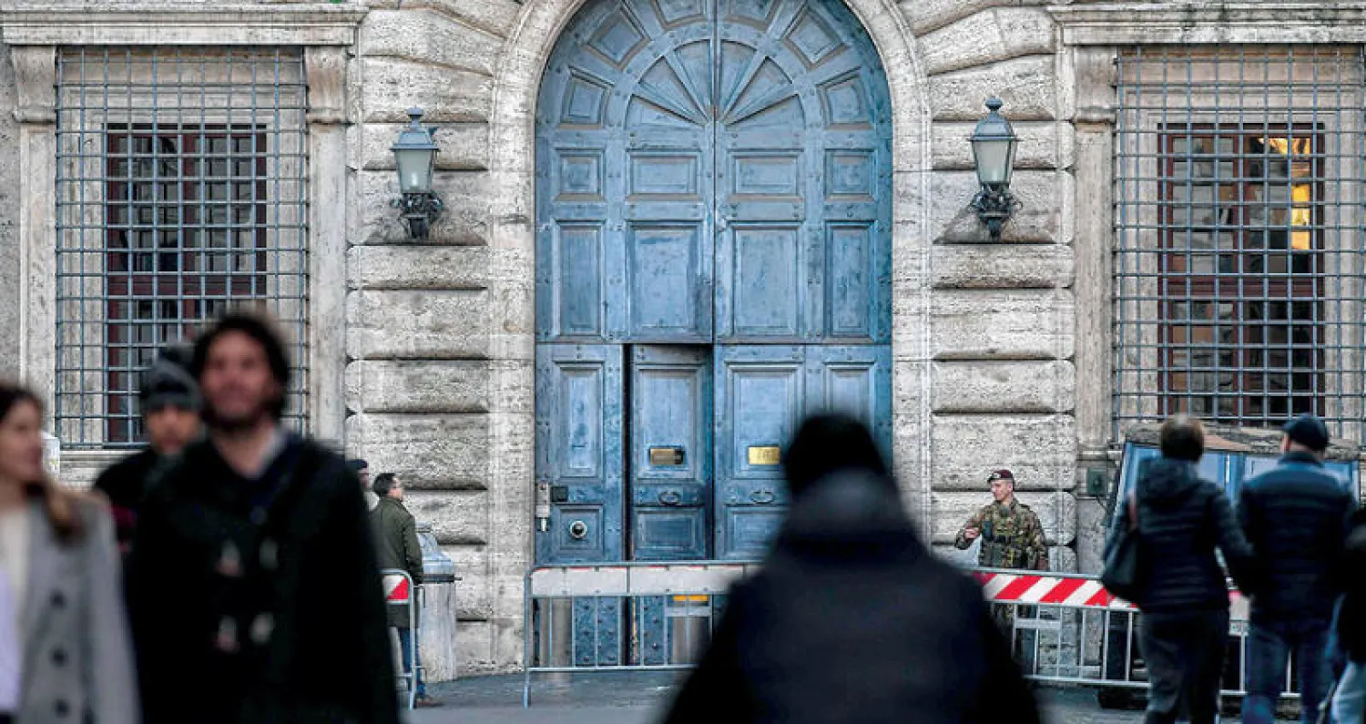 مقر السفارة الفرنسية في روما (أ.ف.ب)