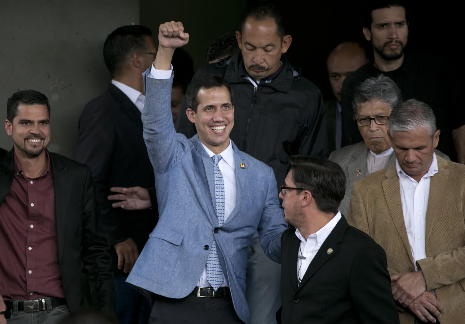 خوان غوايدو الذي أعلن نفسه رئيساً بالوكالة لفنزويلا (أ.ب)