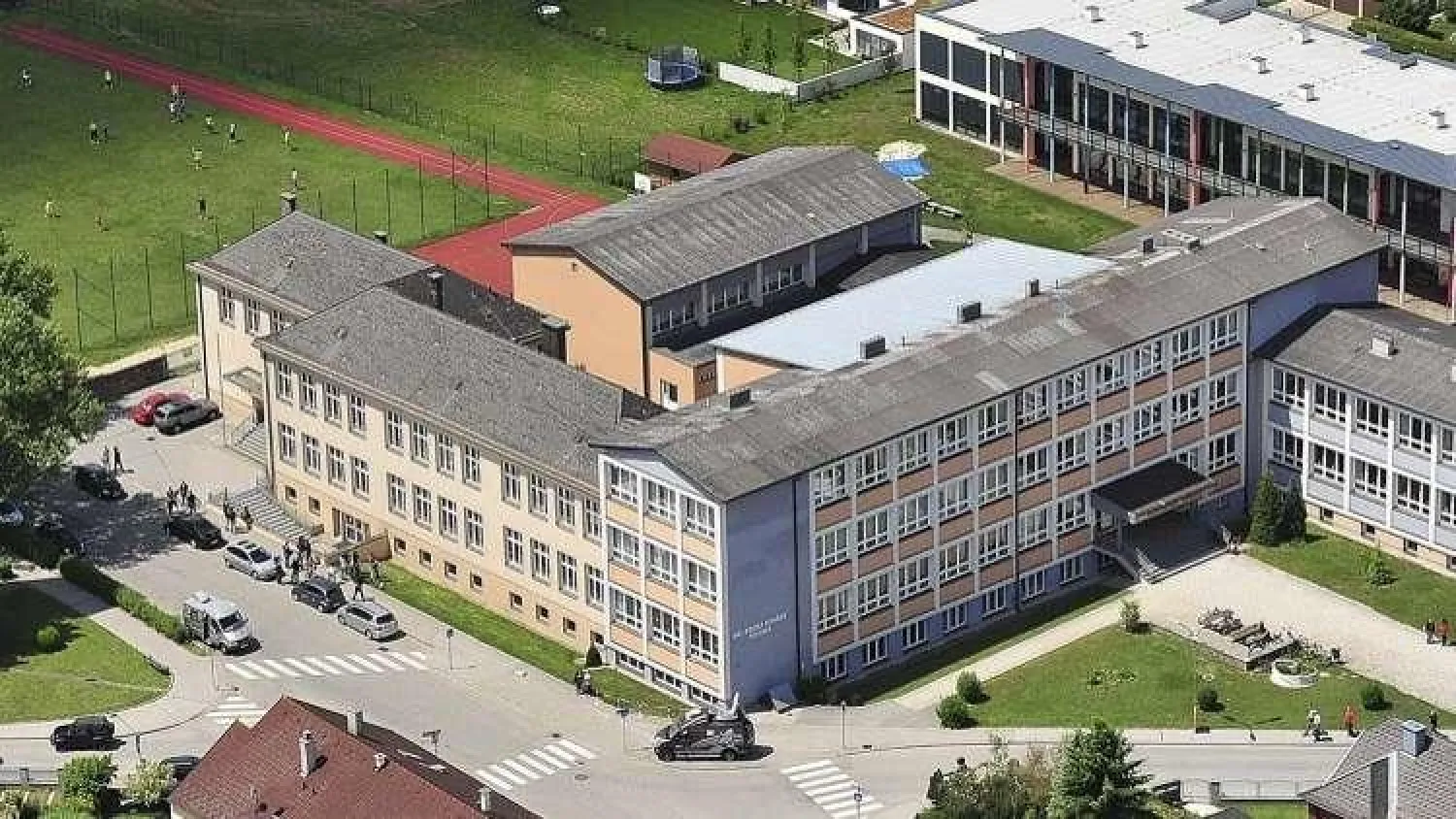 مدرسة في النمسا (أرشيفية - رويترز)