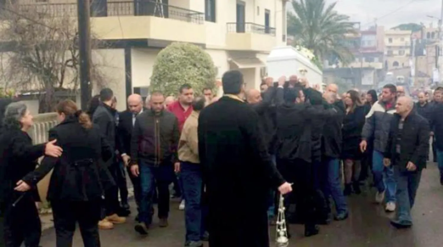 Dün Lübnan’ın kuzeyindeki bir kasabada düzenlenen George Zureyk’in cenaze töreninden bir kare (NNA)