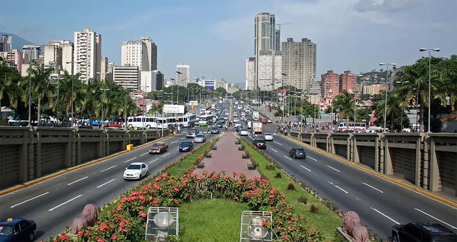 فنزويلا تحوّل إلى بنك روسي عائدات مشروعات نفطية