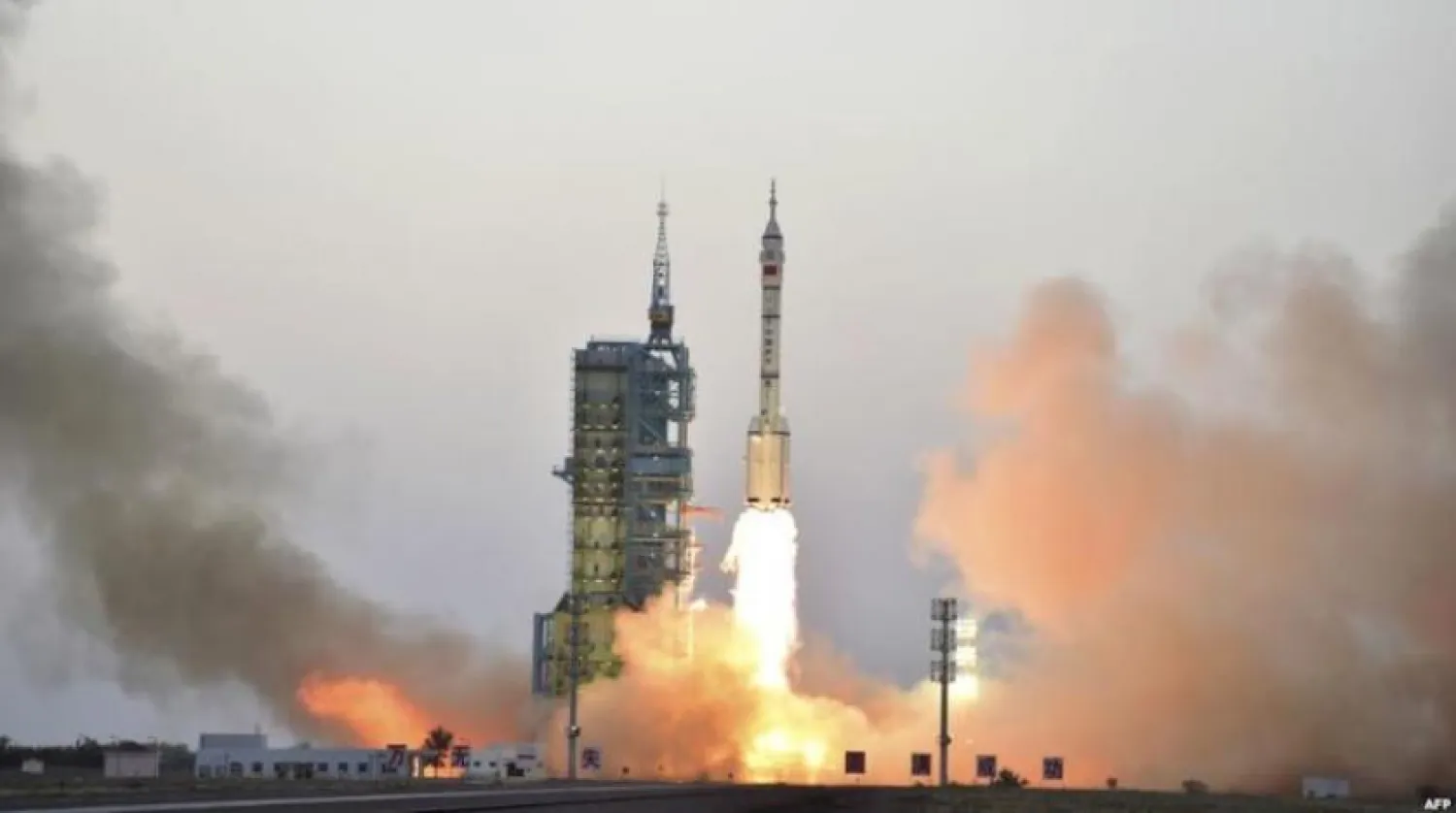 ​Çin’e ait uzay aracı taşıyan bir roket (Xinhua)