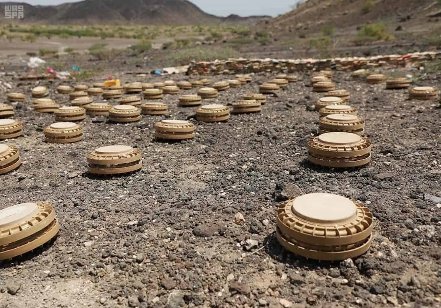 The MASAM project removed over 500 Houthi mines in Yemen during the first week of February. (SPA)
