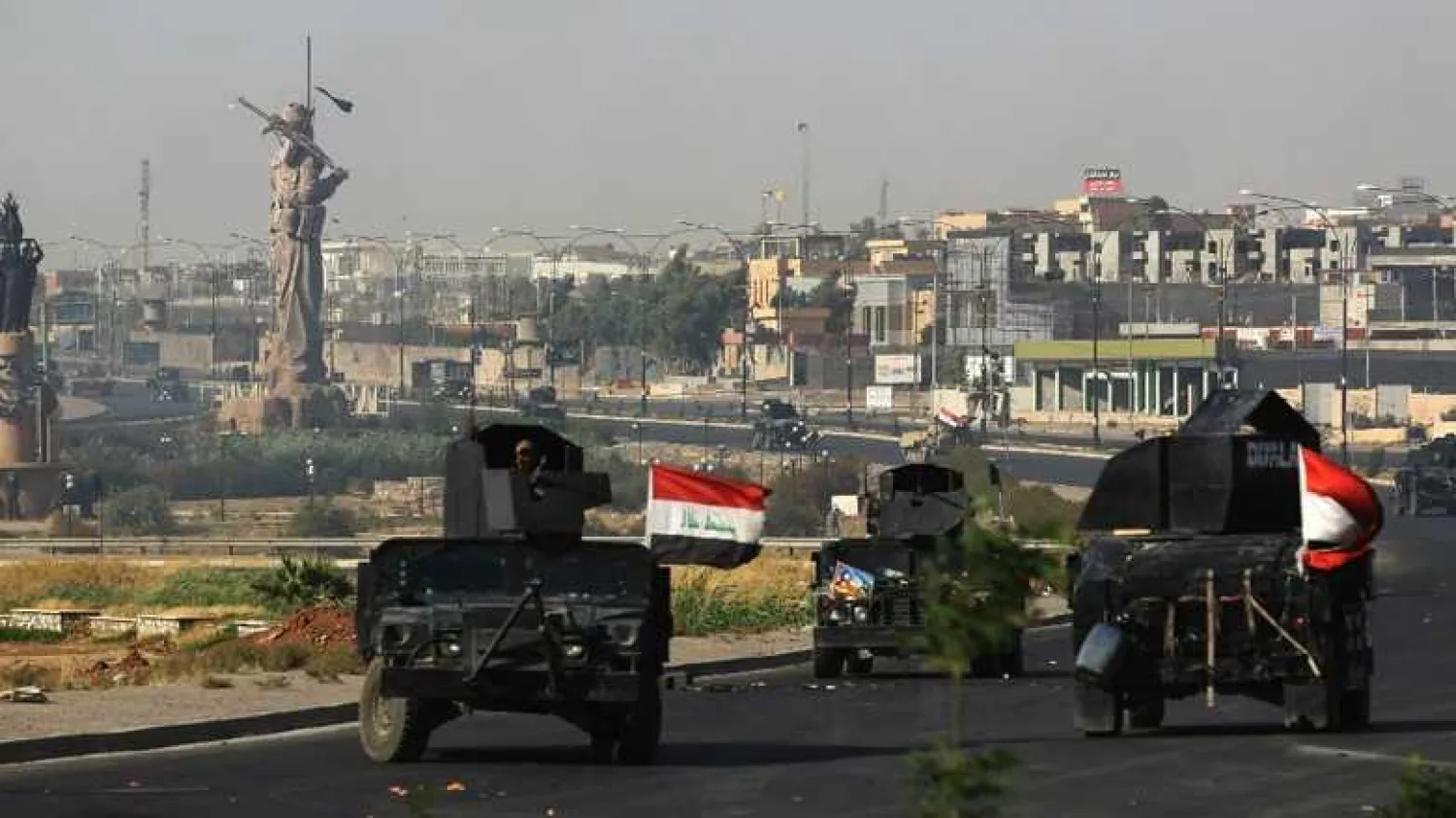 Iraqi security forces enter the center of Kirkuk Province, Oct. 16, 2017. (Photo: AFP)
