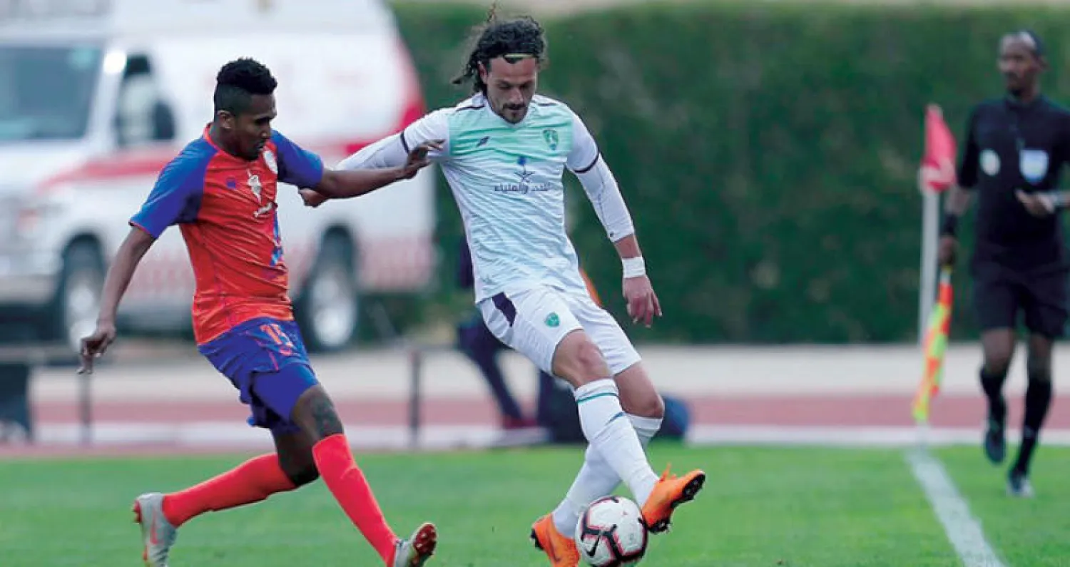 من مباراة الفتح الأخيرة أمام الفيحاء (الشرق الأوسط)