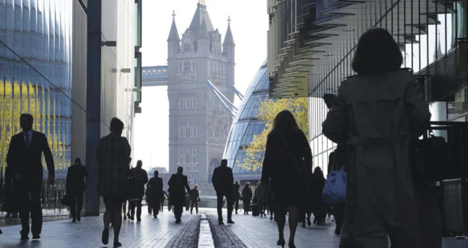 أعلنت تقارير رسمية أمس أن الأجور في بريطانيا تنمو الآن بأسرع وتيرة لها منذ 2008 (رويترز)