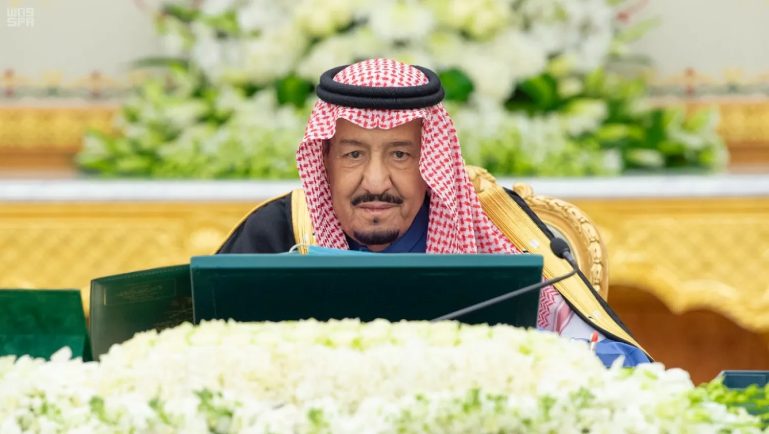 Custodian of the Two Holy Mosques King Salman bin Abdulaziz chairs a cabinet meeting in Riyadh. (SPA)