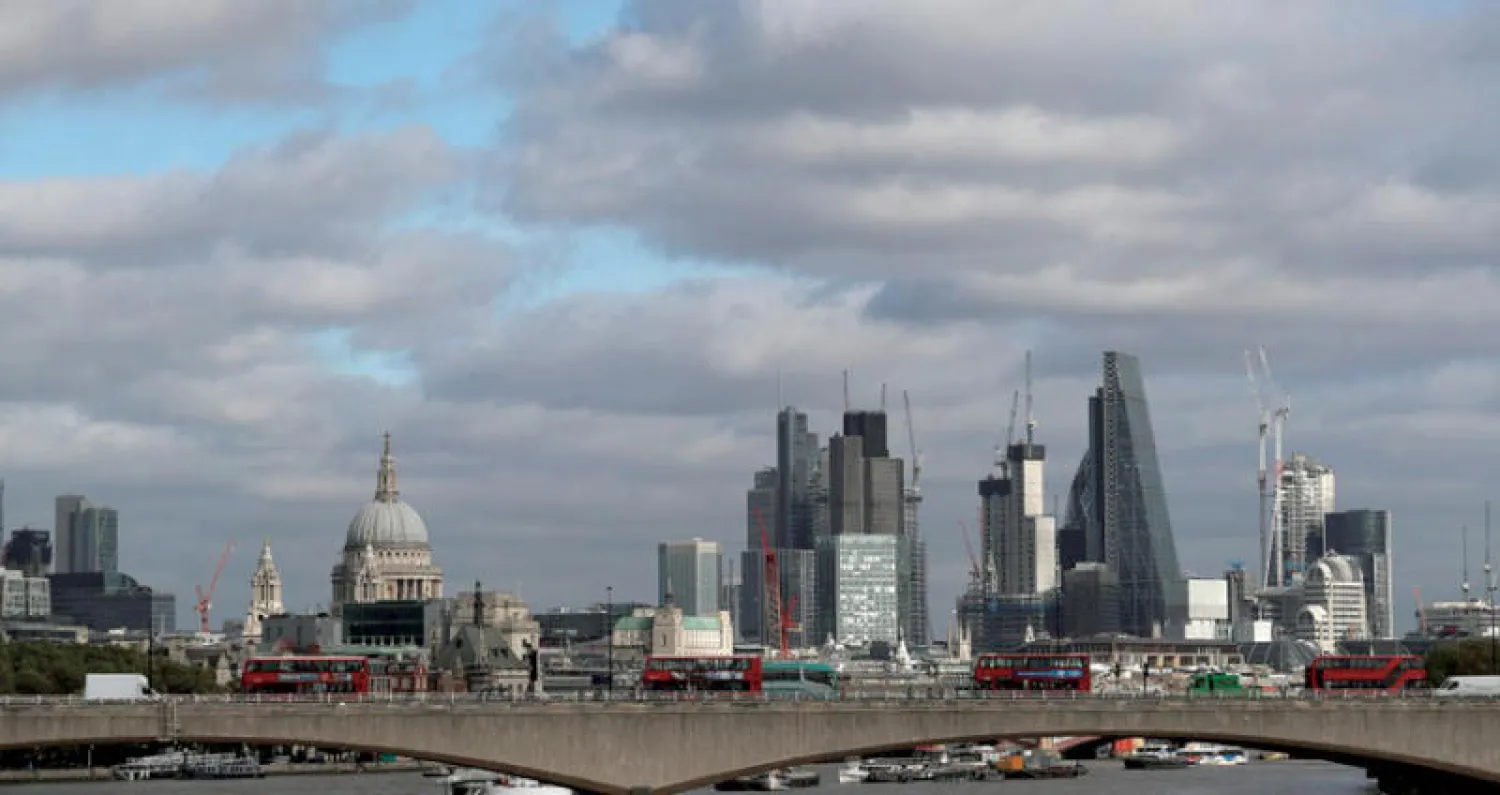 قالت «فيتش» إنها قررت وضع تصنيف بريطانيا تحت «المراقبة السلبية» بانتظار نتيجة مفاوضات «بريكست»... (رويترز)